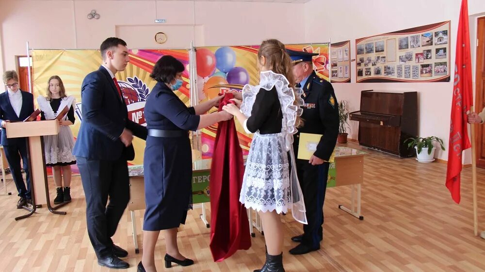 школа 1 изобильный