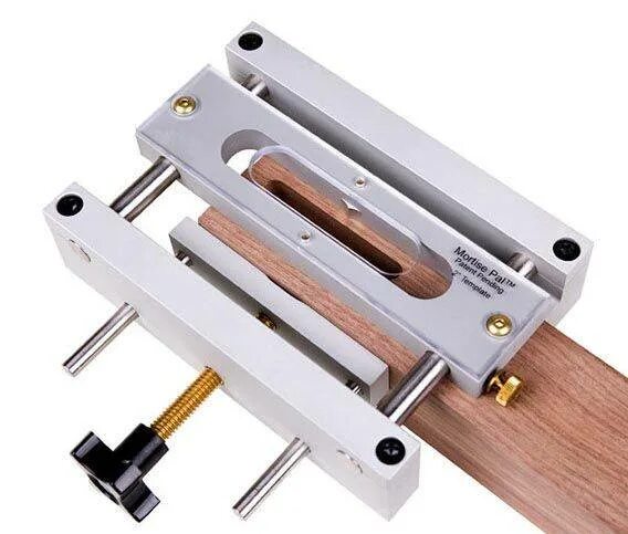 Кондуктор дверной. Шаблон для врезки замков door tool. Шаблонодержатель v. Кондуктор для врезки замков gidmaster aliexpress. Приспособление для врезки замков dewalt d180004.