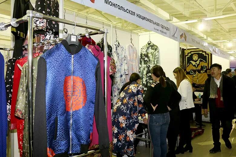 Ярмарка трикотажа. Монгольские товары в москве. Монгольский трикотаж ярмарка. Монголия магазин. Монгольские товары в москве.