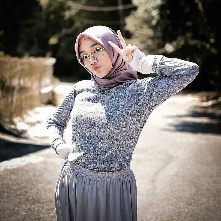 Sotwe hijaber. Хиджаб фото. Модель в хиджабе. Jilboobs 2020. ТТ хиджаб.