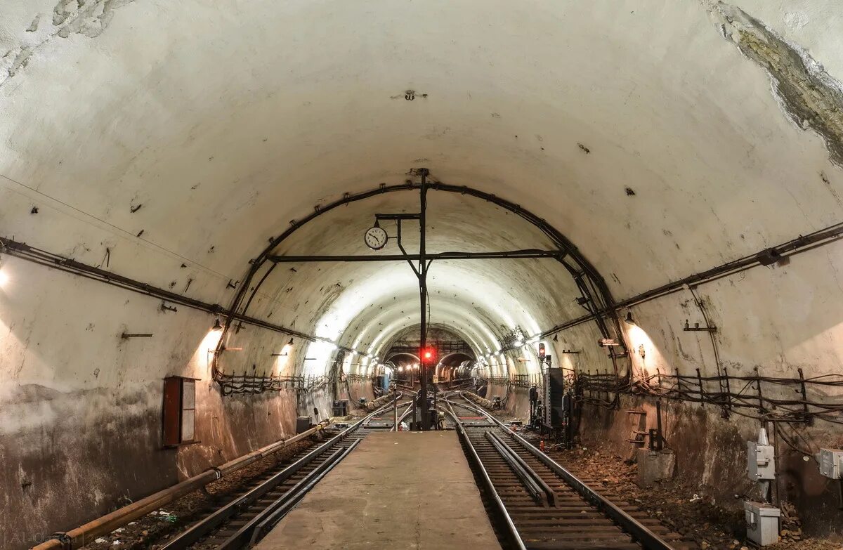 Станция 1 версия. Одесский метрополитен станции. Первое метро в Москве. Первая очередь Московского метро. Станции первой очереди Московского метрополитена.