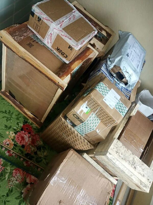 Этапы доставки вайлдберриз. Прибыло в сортировочный центр екатеринбург. Ожидается сортировка. Покинуло сортировочный центр махачкала. Ожидается сортировка.