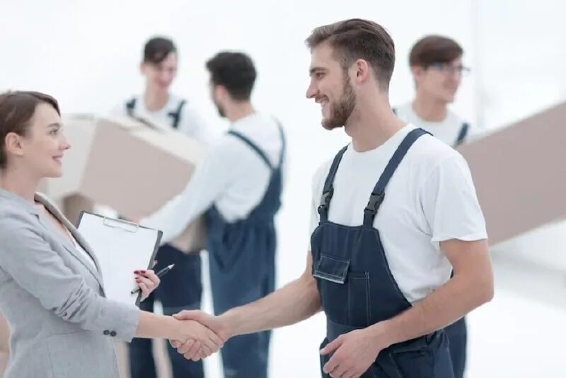 Move the business. Move the business. Move the business. коробки в офисе. переезд в новый офис.