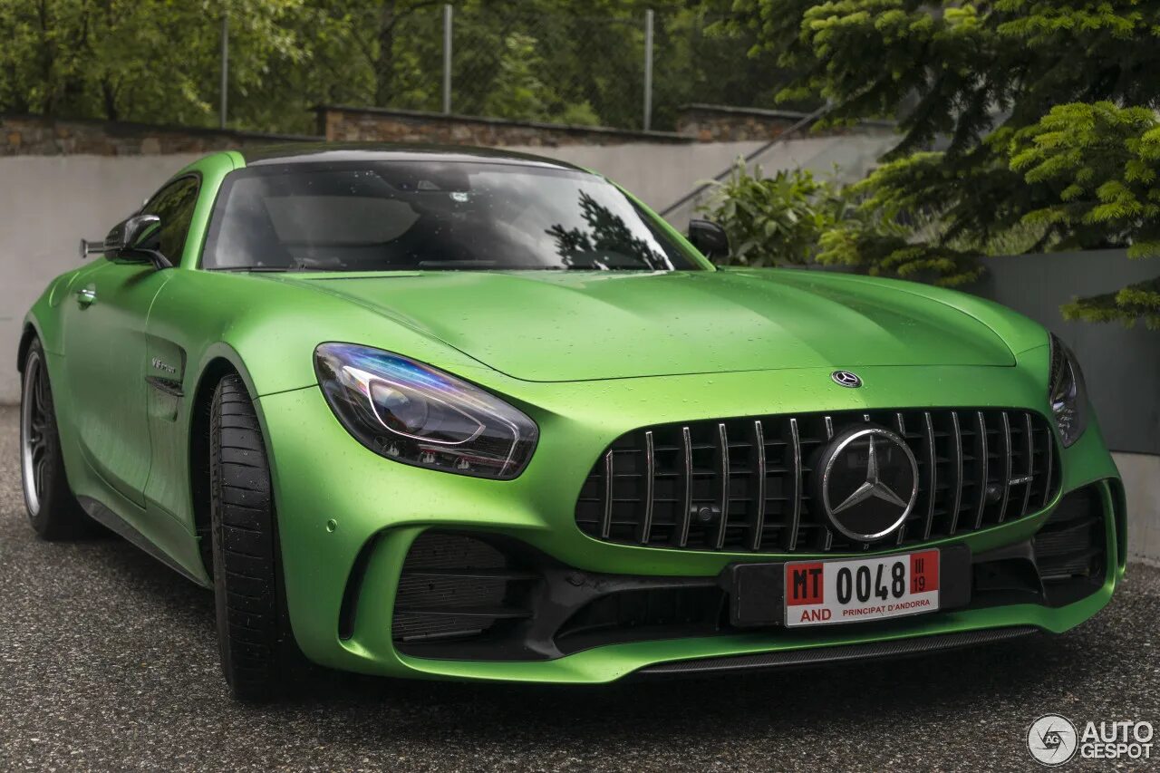 Купить amg gt. Mercedes-AMG gt r190. Мерседес AMG gt c190. Mercedes-AMG gt (c190 / r190). Mercedes AMG gt s c190.