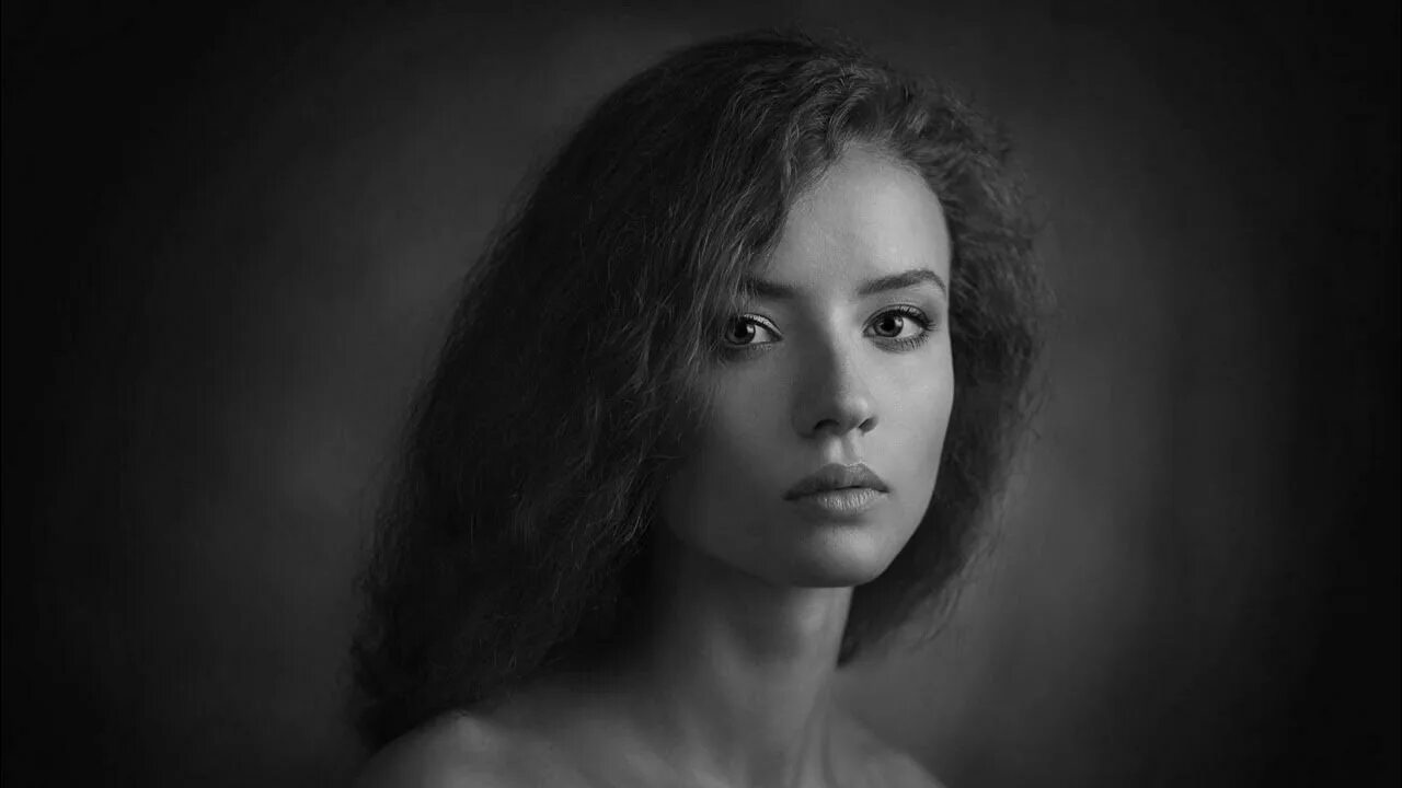 Романтичный фотопортрет. Художественный портрет фото. Портрет девушки. Студийный фотопортрет. Фотопортрет.