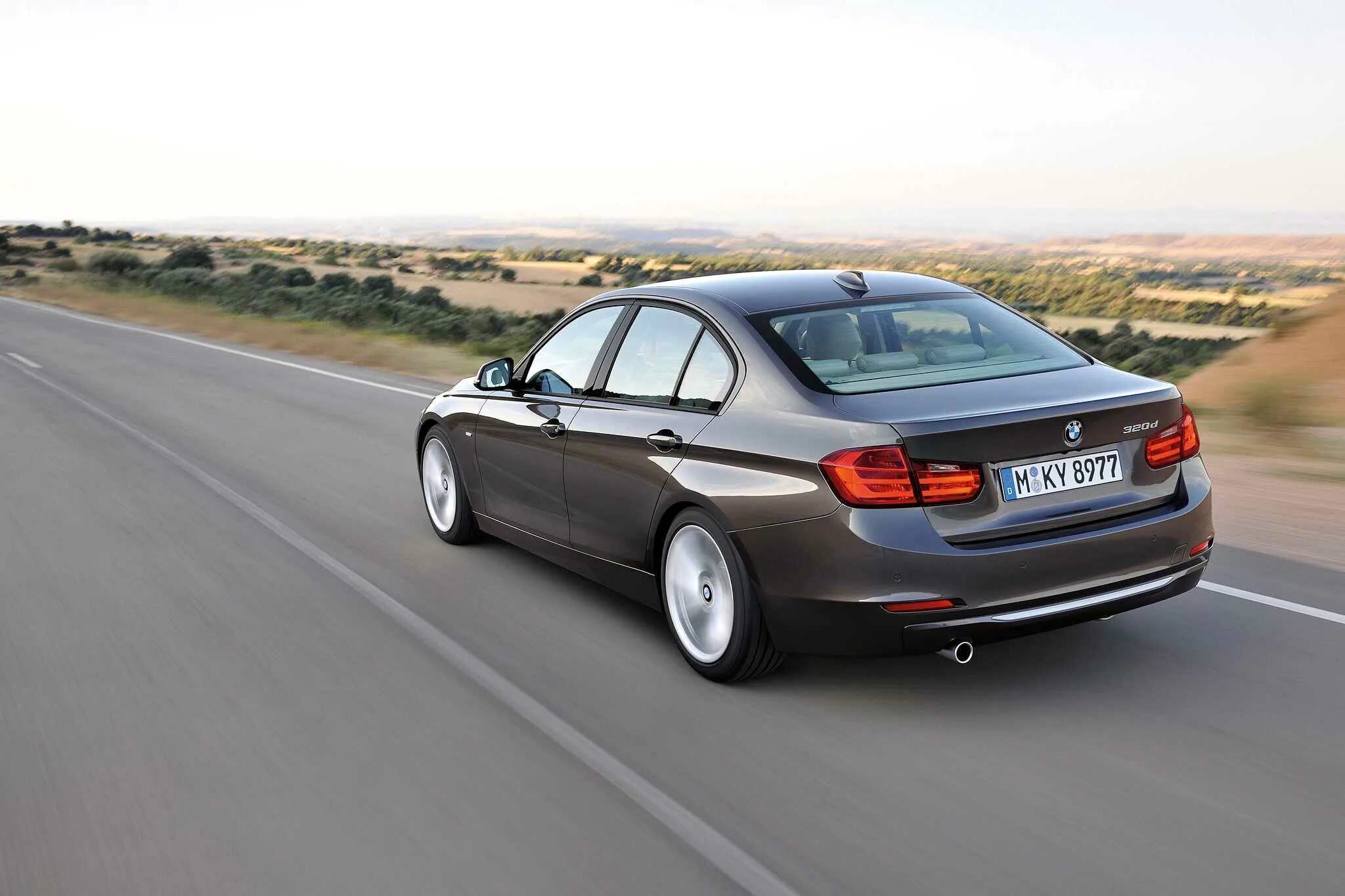 БМВ f30 седан. BMW 3 f30 2012. BMW 320 седан. BMW 3 Series f30 седан.