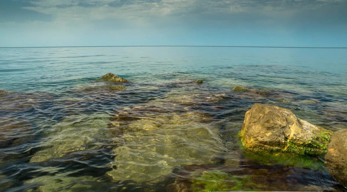 Штиль на море. Штиль на море фото. Штиль безветрие. Море штиль день. Стоял полный штиль море