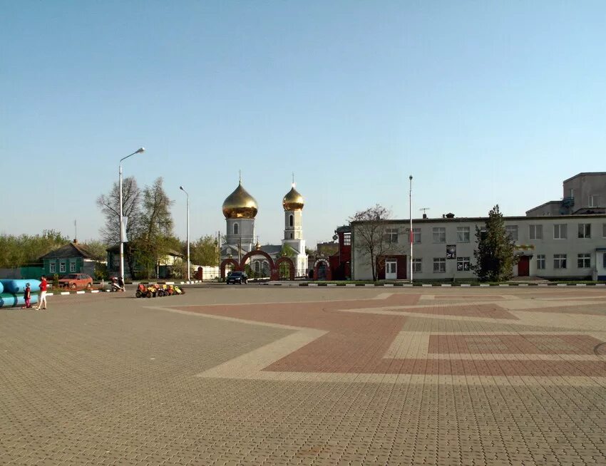 Посёлок чернянка белгородской области. Храм успения в чернянке. Белгород чернянка. Дворец культуры чернянка. Чернянка белгородская.