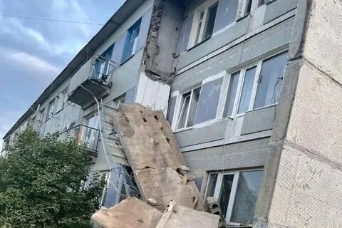 Упал ли дом