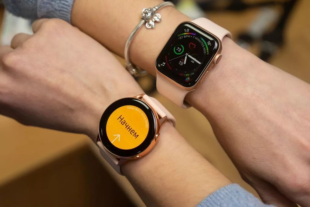 Samsung watch версии. Смарт часы Samsung. Часы самсунг Galaxy женские 2022. Смарт часы самсунг 5. Смарт часы самсунг вотч.