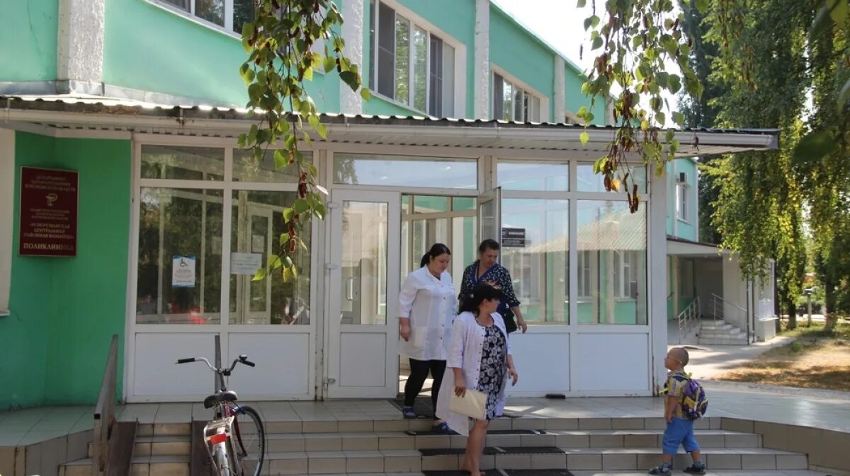Новая усмань новая поликлиника. Новоусманская поликлиника. Детская поликлиника новая усмань. Новая усмань новая поликлиника. Новый корпус больницы новая усмань.