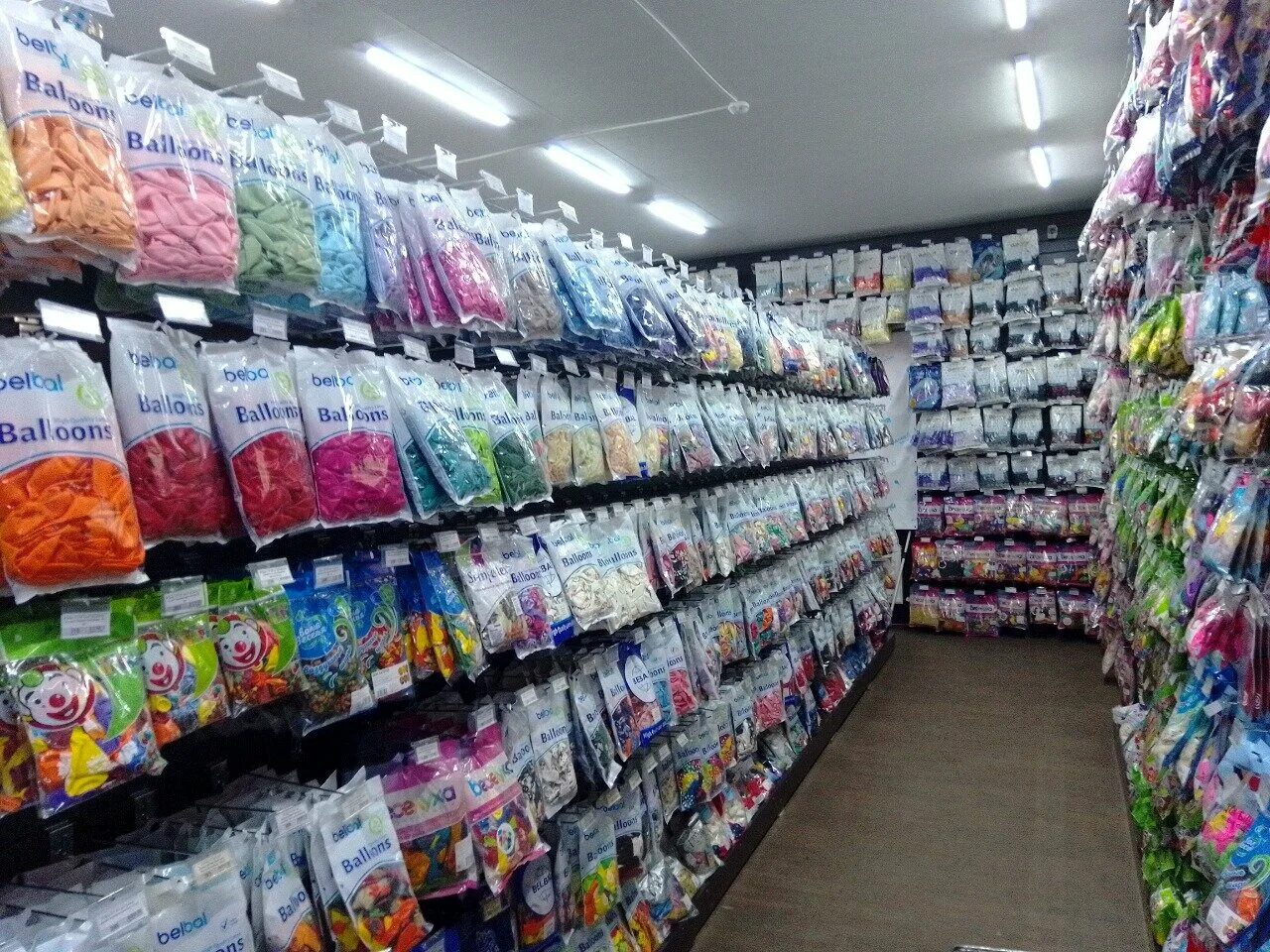 магазин праздничной продукции. магазин мастер симферополь. праздник мастер краснодар официальный сайт. шоу-10д. торги симферополь.