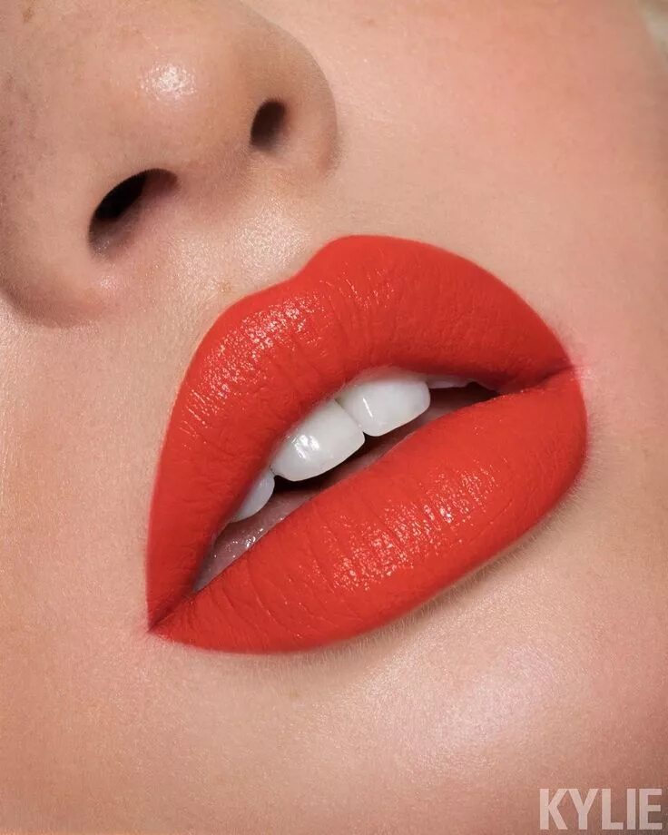 Включи lips