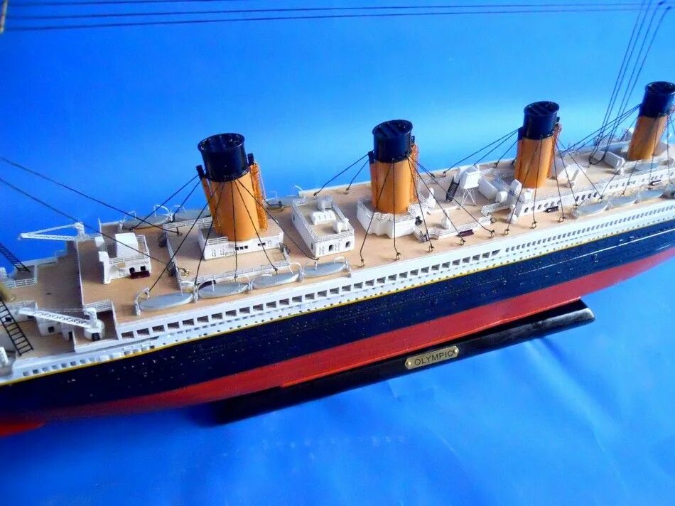 Модель RMS Olympic. RMS Olympic 1911. RMS Олимпик модель атлас. Британик модель корабля.