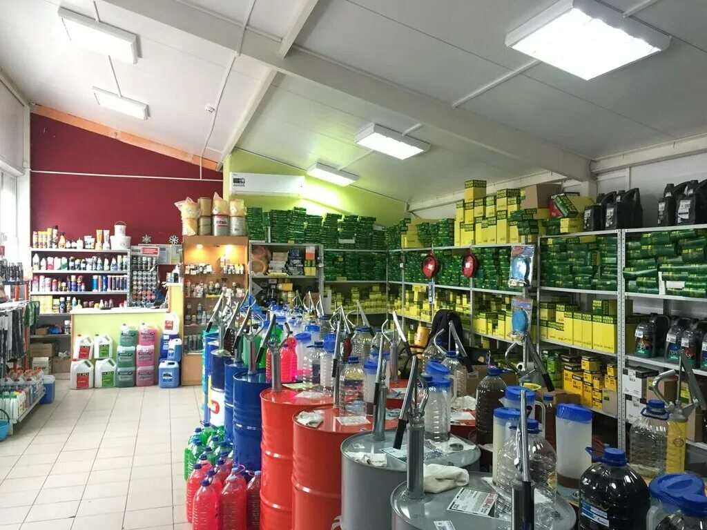 Центр автомасел одинцово. Центр автомасел. Центр автомасел тракт 32. Топлива смазочные материалы технические жидкости. Центр автомасел.