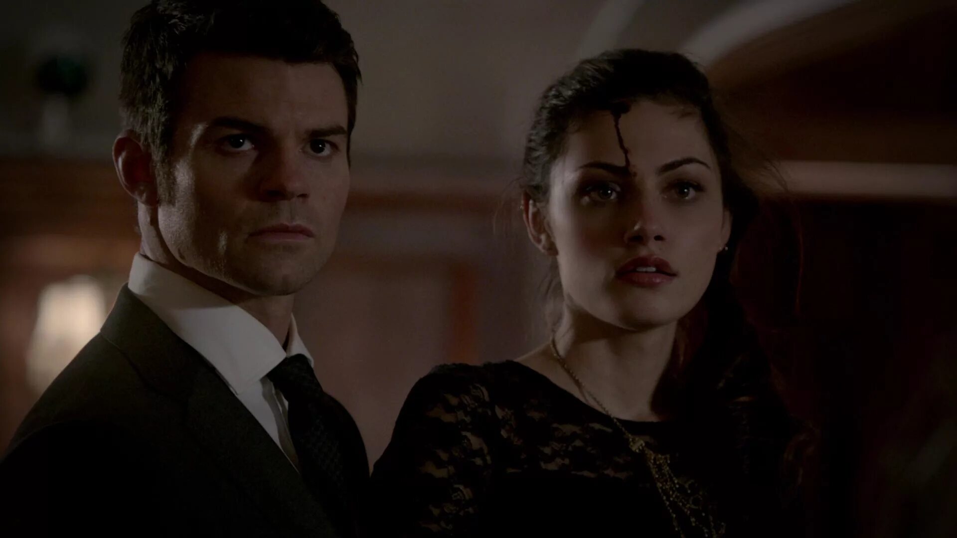 Никлаус майклсон вампир. Хейли первородные. Дневники вампира первородные. Элайджа и хейли. Франческа первородные.