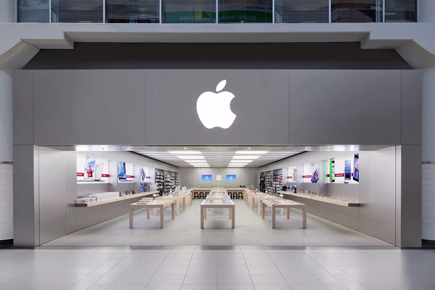 Магазин apple store закрыт. Apple Store 2021. Айфон эпл стор. Apple Store iphone 13. Эпл стор Америка.