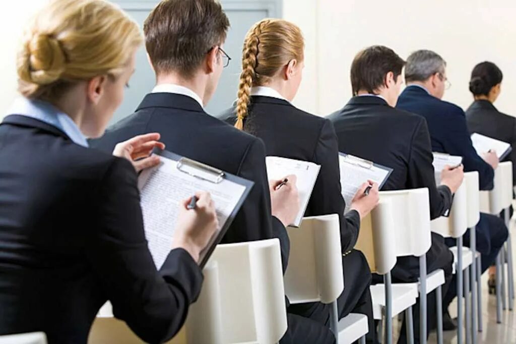 Гражданские служащие. Барнаульский юридический институт мвд. Экзамен госслужащих. Поступить на госслужащего. Таможенное дело.