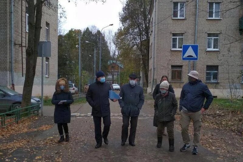 Московская область мытищинский район пос здравница. Поселок здравница мытищинский район. Здравница мытищинский район. Туберкулезная больница мытищи дубки. Храм матроны мытищинский район.