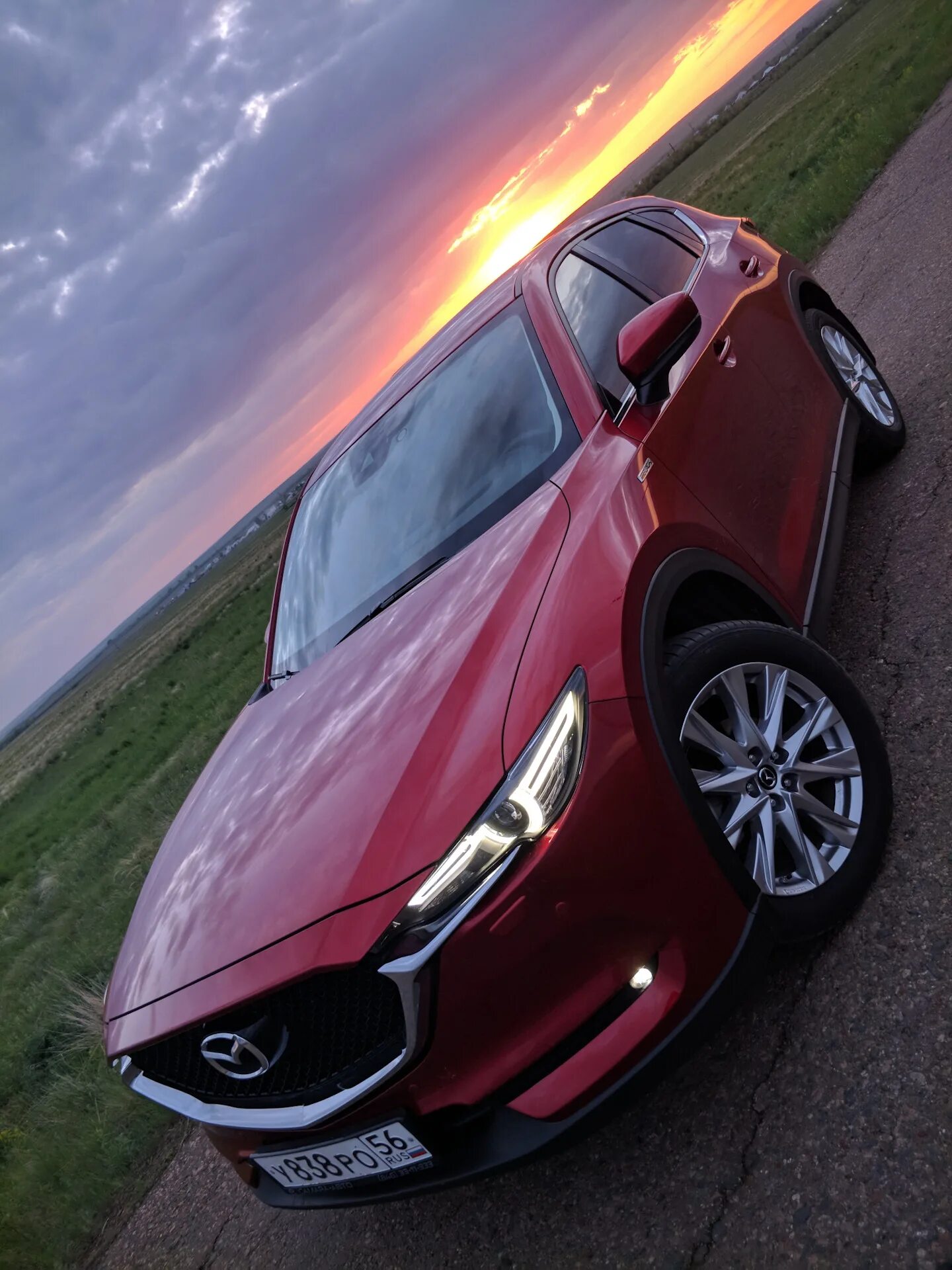 Mazda телефон. Mazda CX-5. Mazda cx5 l. Мазда СХ-5 красная. Mazda CX 5 оранжевая.