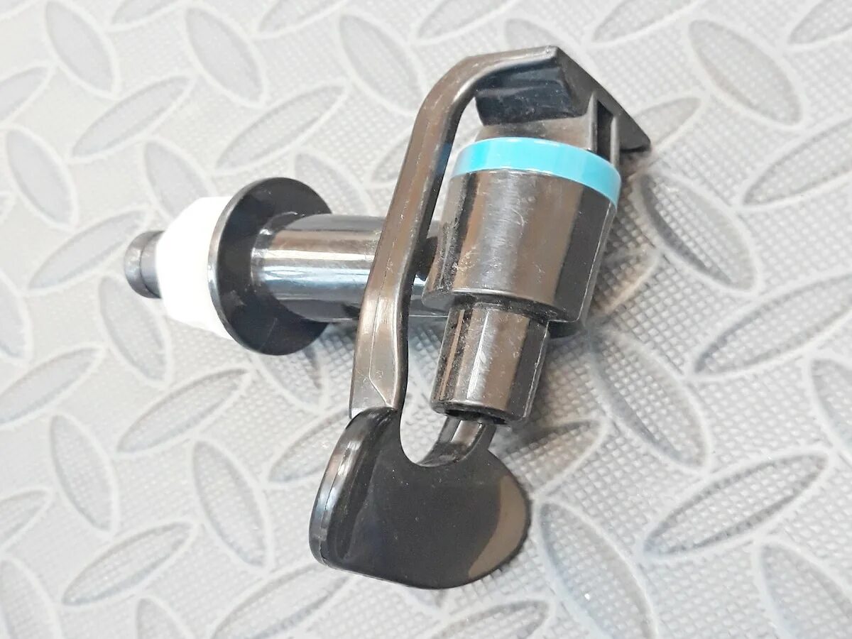Кран ecotronic. Кран для кулера. кран для кулера металлический. кран для кулера клавишный.