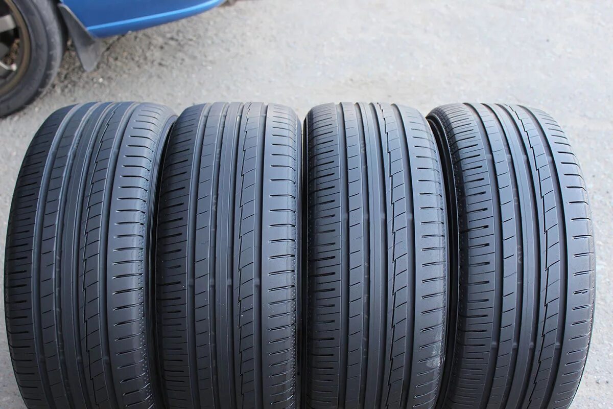 Купить йокогама 50. Yokohama ae50. Yokohama BLUEARTH 50. Yokohama BLUEARTH ae50. Yokohama BLUEARTH es32a 225/50r17.