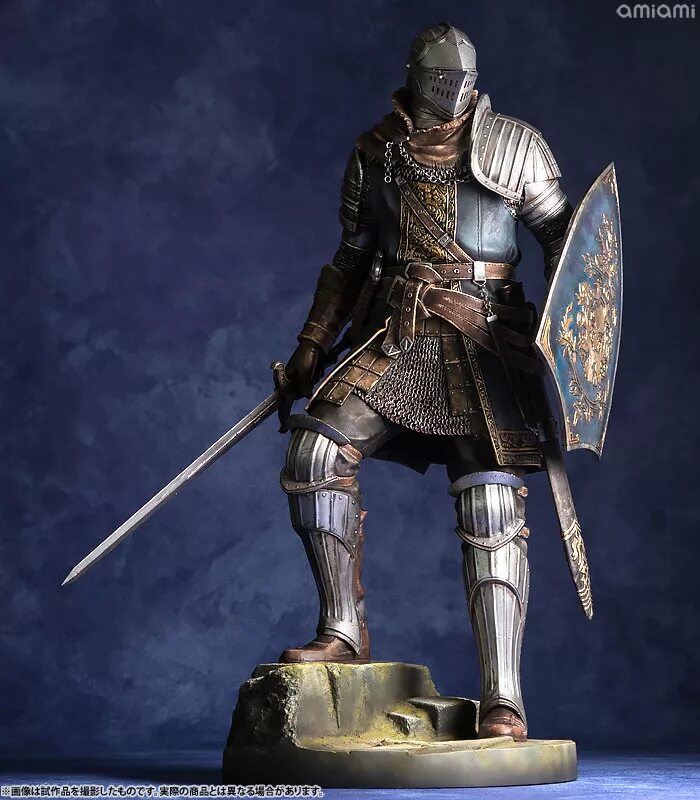 Темный рыцарь дарк соулс 1. Чёрный рыцарь дарк соулс 1. Дарк соулс 1 сет элитного рыцаря. Чёрный рыцарь дарк соулс 1. Серебряные рыцари анор лондо.