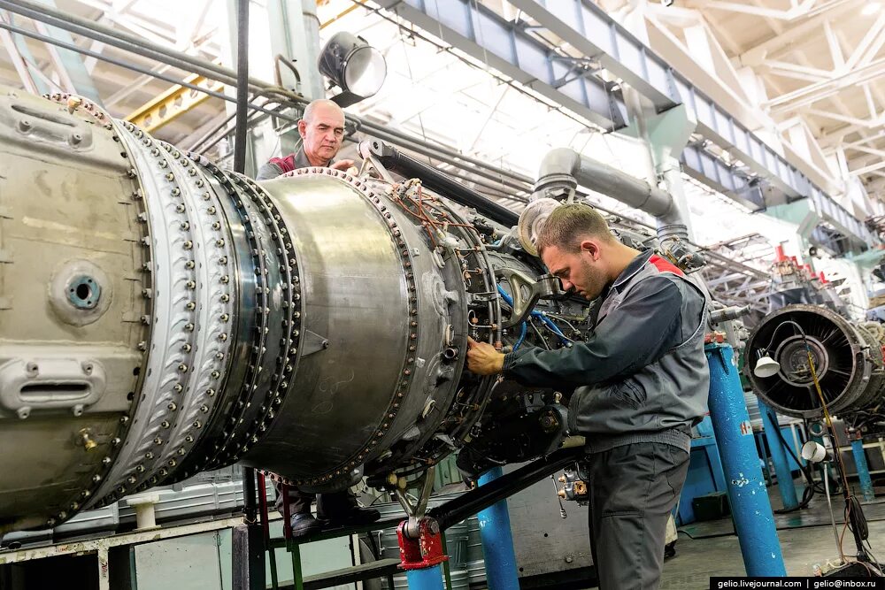 ОДК Кузнецов сборочный цех. РД-107 ОДК Кузнецов. Слесарь сборщик авиационных двигателей. Космическая промышленность. Производство двигателей в россии