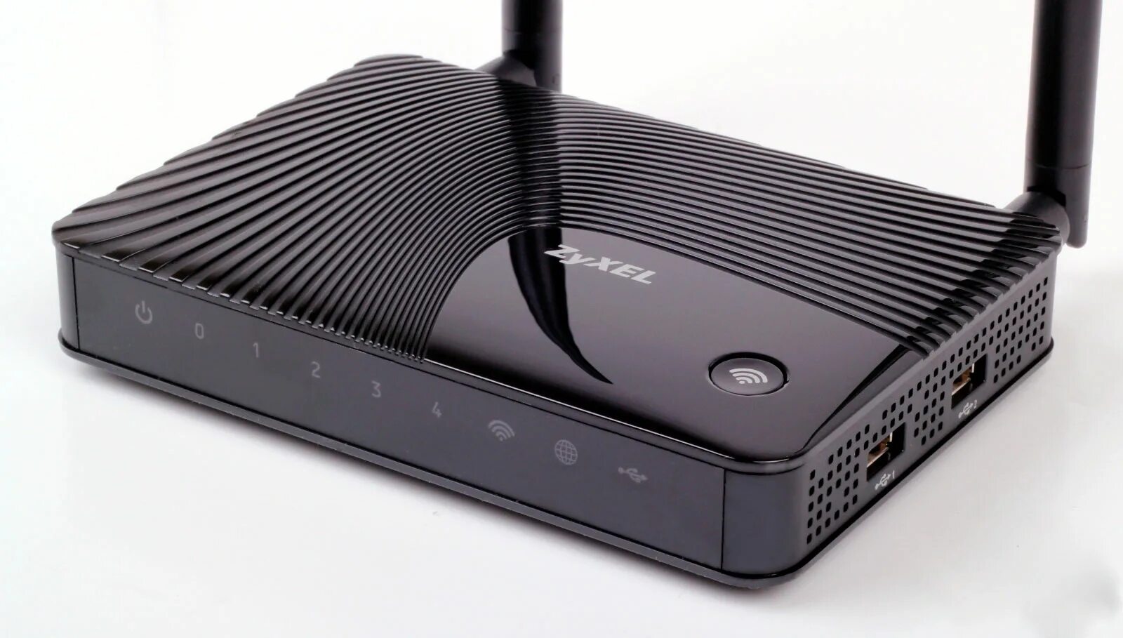 Wi fi keenetic. Роутер keenetic giga 2. роутер zyxel keenetic 2. wi-fi роутер zyxel keenetic giga. роутер zyxel keenetic giga 3.