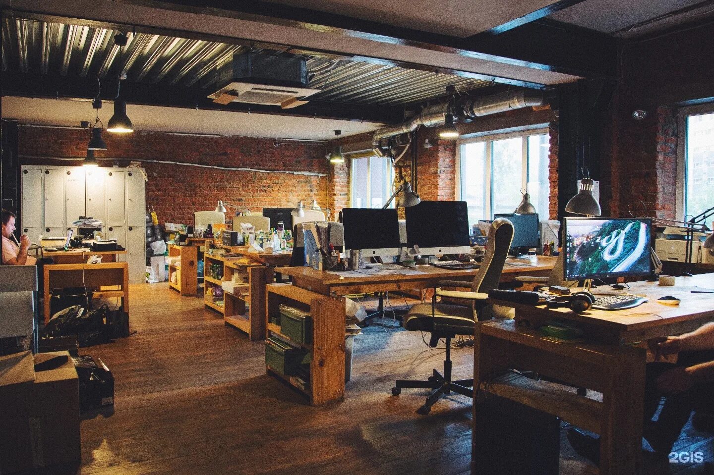 Действующее место работы. Start Hub коворкинг. Start Hub коворкинг флакон. Лофт старт хаб. Большая Новодмитровская, д. 36 стр. 12.