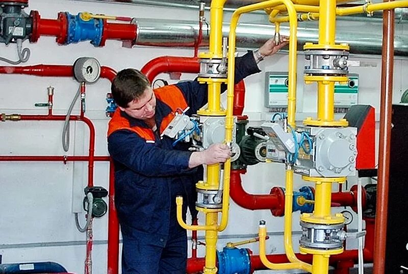 Эксплуатация газопроводов организация эксплуатации. Монтаж технологического оборудования. Монтаж внутреннего газопровода. Трубопроводы котельной. Монтаж промышленного оборудования.