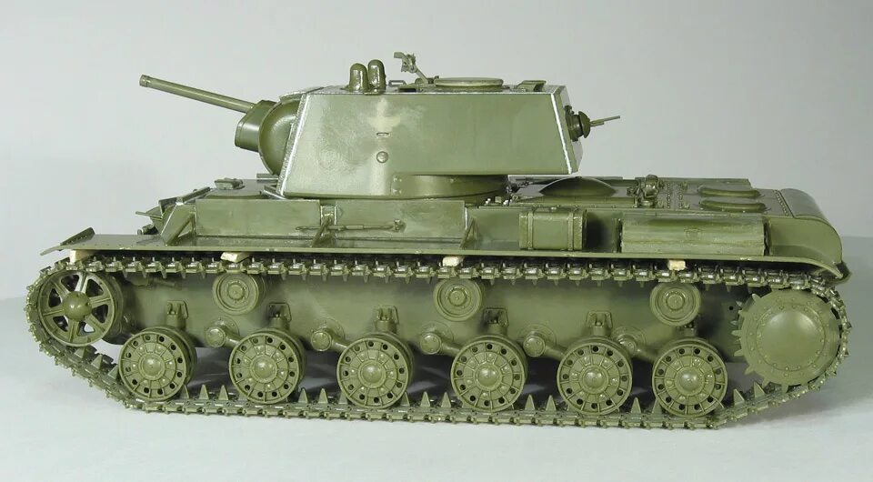 Кв 1 RFM 1/35. Кв-1 звезда 1/35. Танк кв 1 звезда. Кв1 танк звезда 1/35.