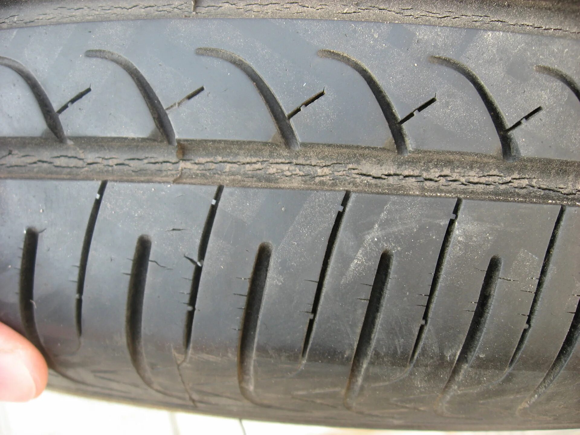 Yokohama blu earth ae01 205/55 r16. автомобильная шина yokohama blu earth ae01 175/65 r15 84h летняя. шины йокогама блю earth ae50. автомобильная шина cratos catchpassion 185/60 r14 82h летняя. Bluearth-a ae50.
