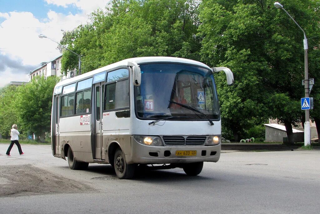 Сайт барнаула автобусов. Барнаульский автобус. Старые автобусы в Барнауле. Автобус 125 Барнаул. 29 Маршрут Барнаул.