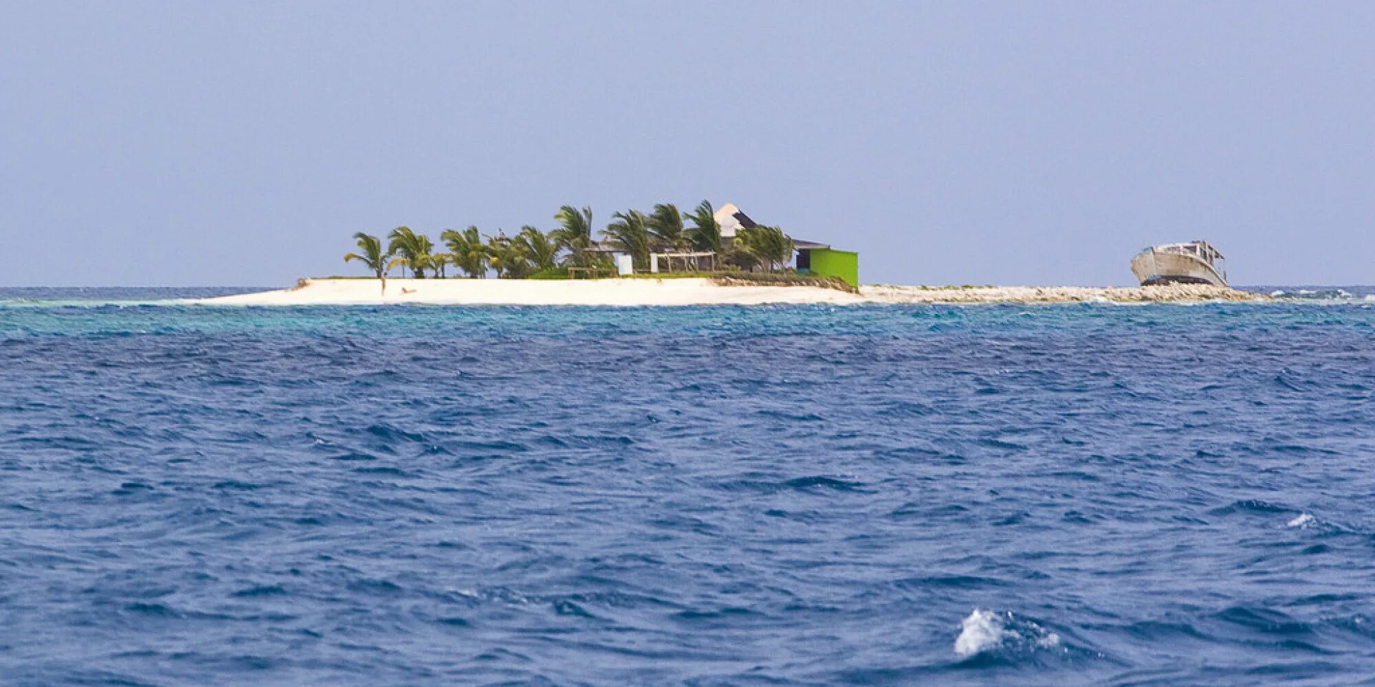 Остров сэнди. Sandy Island остров. Сэнди (остров, Питкэрн). Остров Сэнди тихий океан. Остров призрак Сэнди.