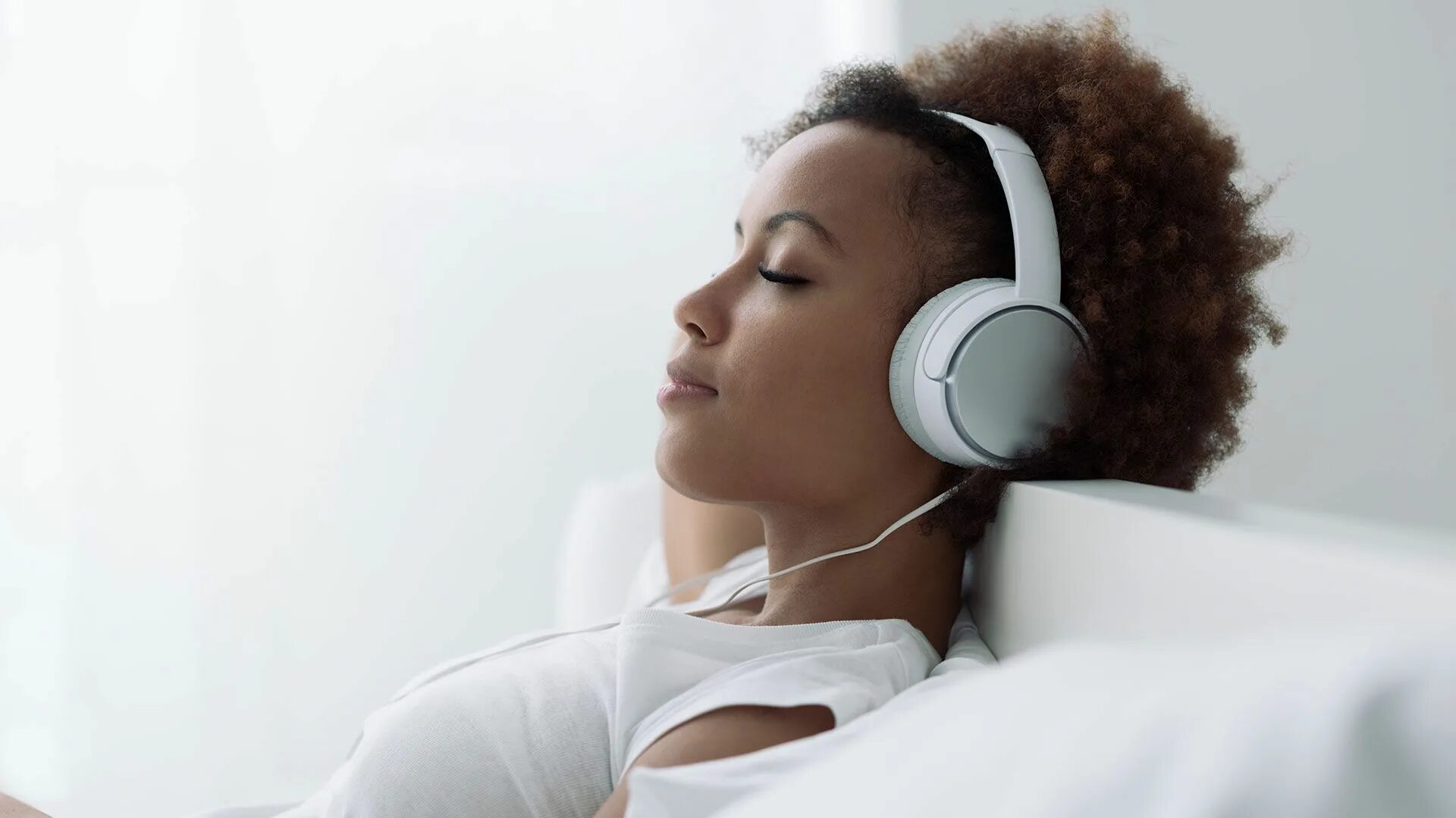 She is listening music