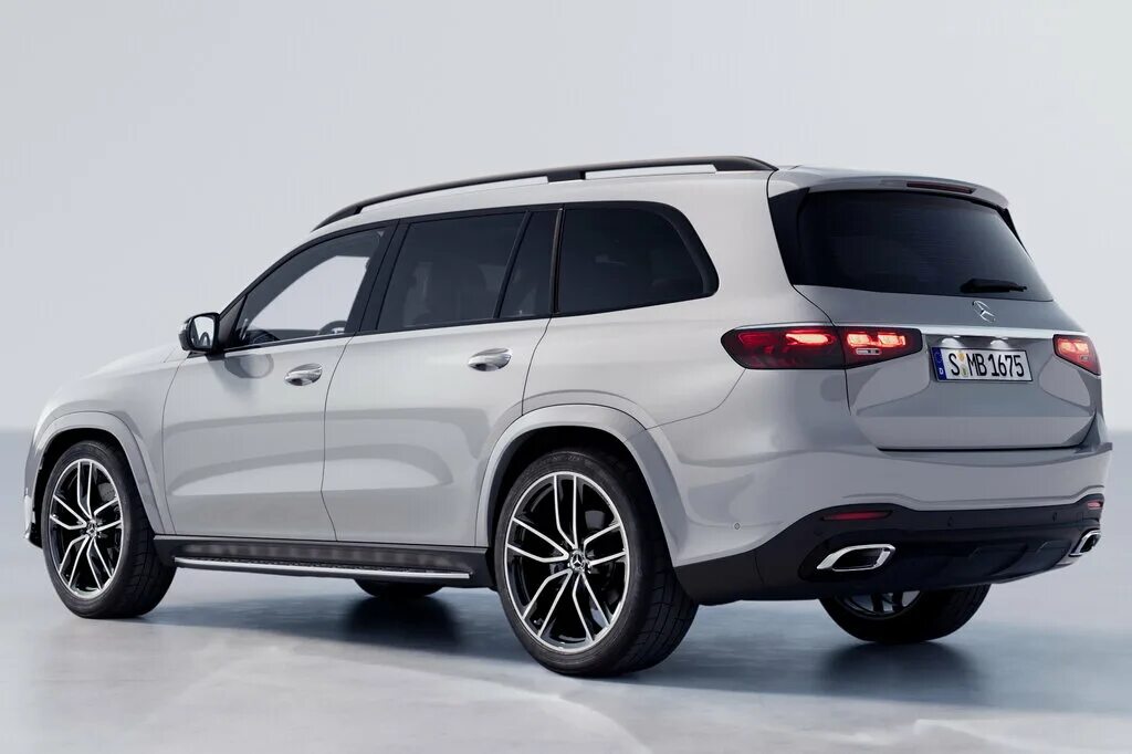 2025 Mercedes-Benz GLS - Reveal Caricos