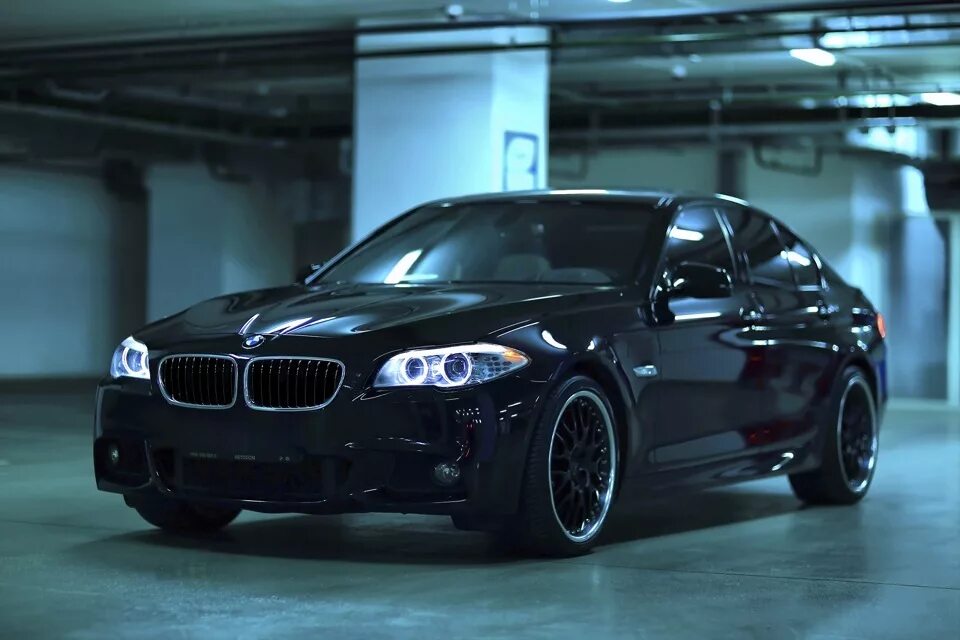 Bmw 5 black. BMW 5 черная. БМВ м5 черная. БМВ м5 ф10 черная.