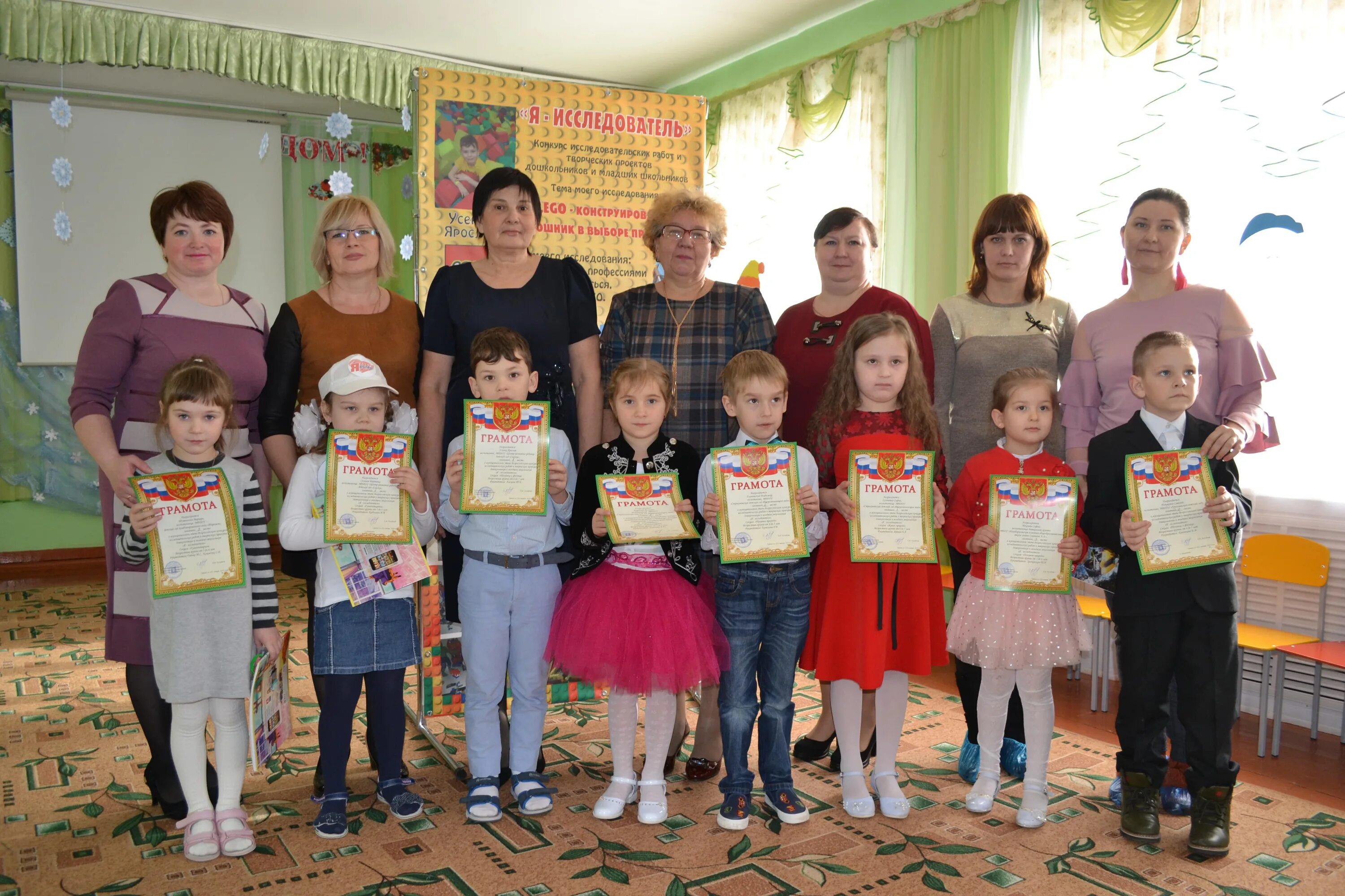 Борисовский сайт белгородская. Детский сад Теремок Борисовка воспитатели. Детский сад сказка Борисовка Белгородская область. Стригуновский детский сад. Белгородская п.Борисовка детский дом.