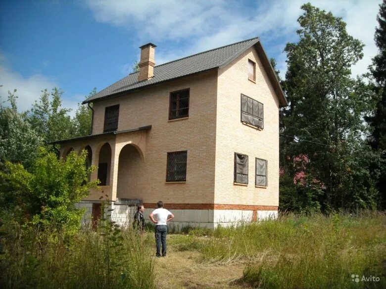 Дом в икше. Деревня Лупаново Дмитровского района. Коттеджи на Икше. Лупаново Московская область.