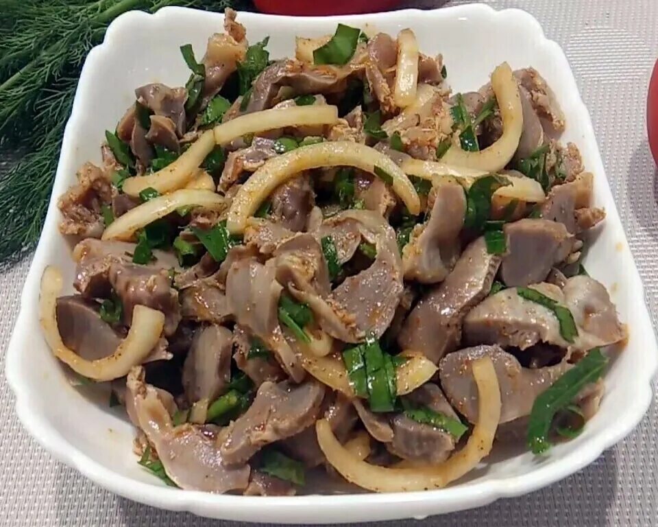 Закуска из куриных желудков. Блюда из куриных желудочков. Желудочки куриные. Желудочки для готовки.