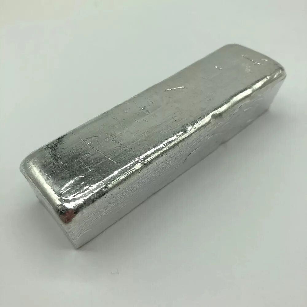 Железный кусок. Кусок руды. Индий / indium (in). Ferrum железо. Кусок металла.