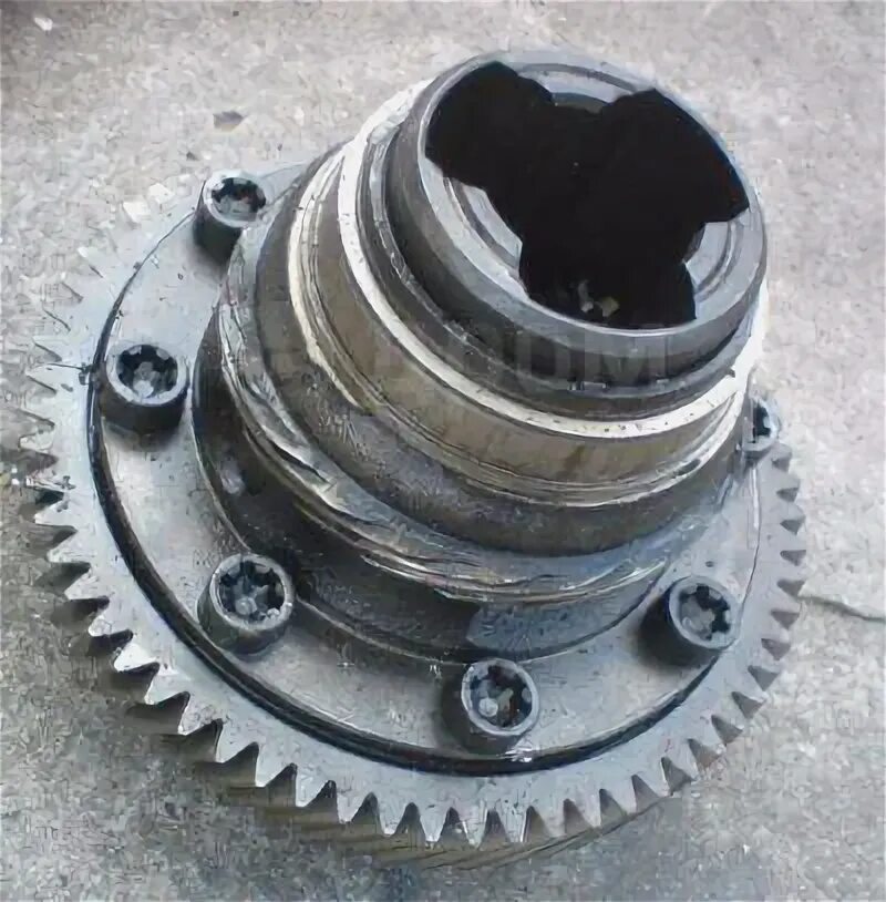 Дифференциал фиат альбеа. Фиат добло дифференциал коробки. Корпус дифференциала фиат брава 1. 4. 4.