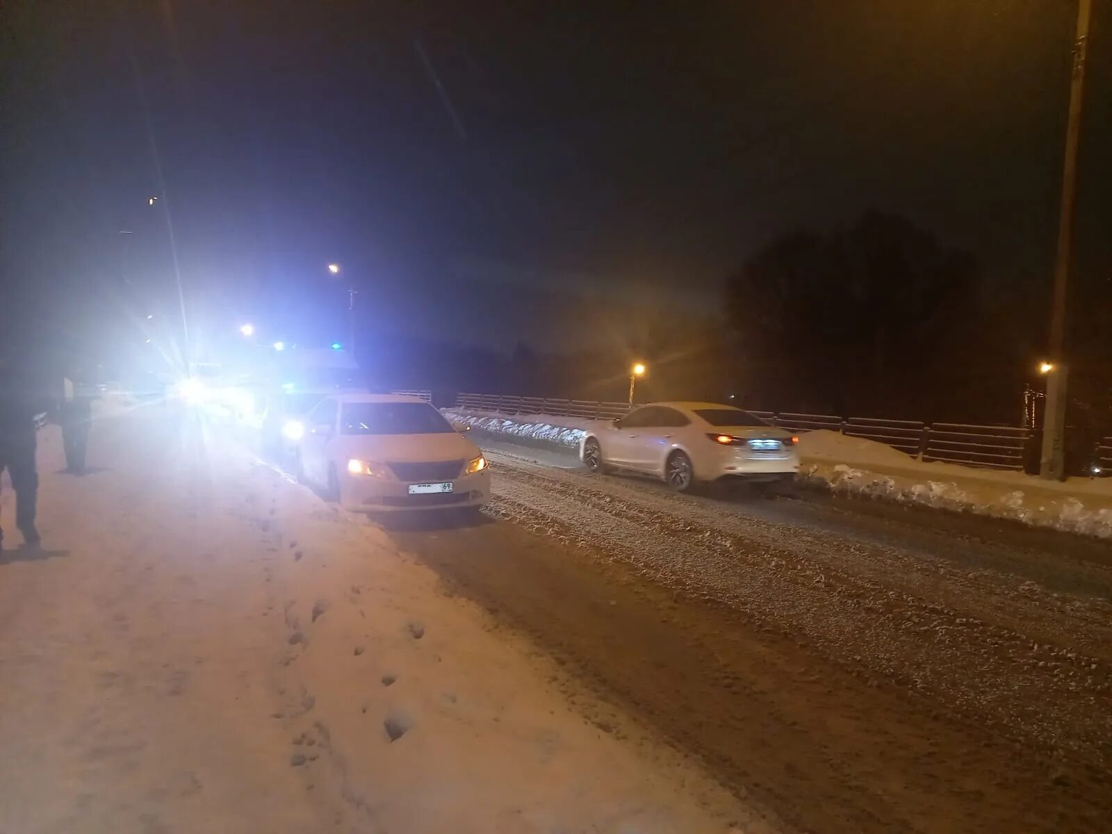 Вечер 22 новости. ДТП Заволжский Тверь 22 января. Авария в городе Тверь вчера вечером.