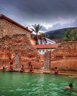 The Roman Bath atau Hammam Essalihine menjadi salah satu bangunan bersejara...