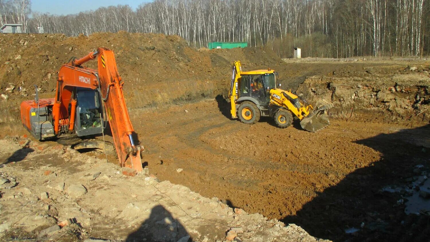 Копка ям траншей. Разработка грунта вручную в траншеях. Разработка грунта вручную в траншеях. Ручная копка траншей. Этапы устройства котлована.