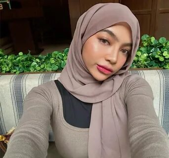 Viral Video Tak Senonoh Oklin Makan Ice Cream Jadi Sorotan Publik - Hariane.com