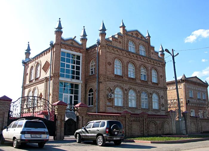 Дома в зубчаниновке самара. Зубчаниновка самара. Зубчаниновка дворцы цыган. Посёлок зубчаниновка самара население. Дома в зубчаниновке самара.