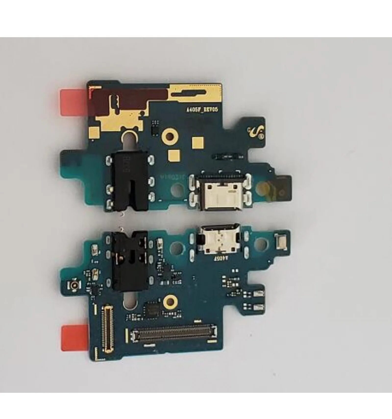 Samsung a50 материнская плата. Samsung a51 плата зарядки. Galaxy a50 разъемы. а50 разъем зарядки. Samsung a22 плата с разъемом.