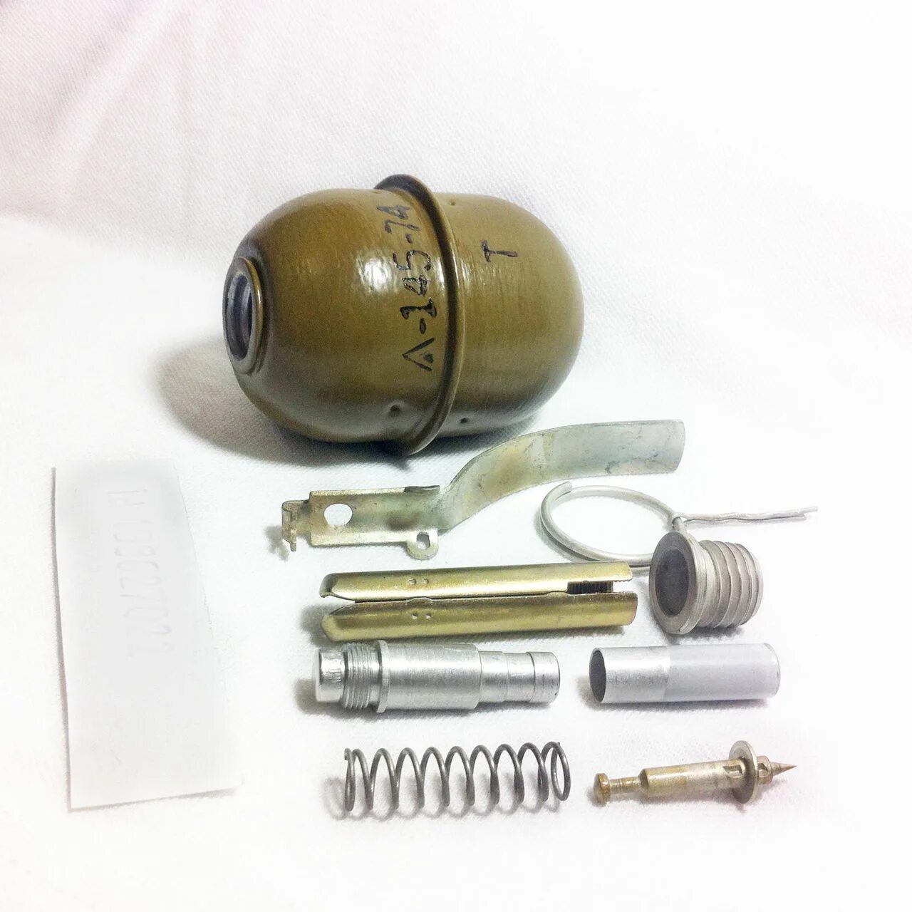 Ргд 5 узргм 2. Гранаты ф1 и ргд 5. Граната ргд 5 запал. Детонатор от гранаты ргд 5. Детонатор ргд 5.